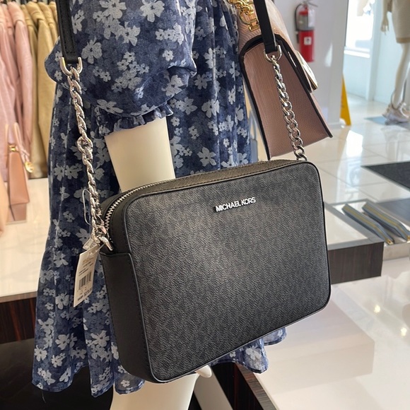 Michael Kors Jet Set Item Large East West Zip Crossbody Black - Picture 16 of 16